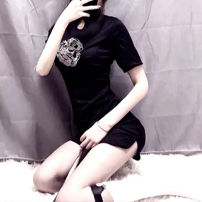 女生联谊会的美女粘球